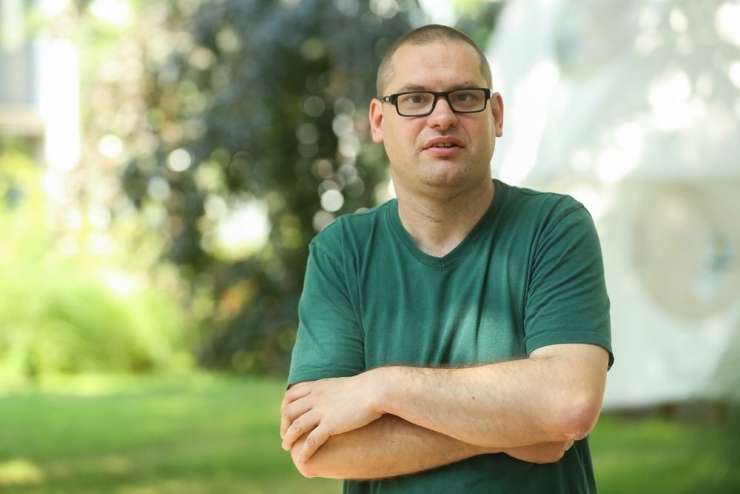 Aleš Maver v intervjuju: Janši dajem 51 odstotkov možnosti