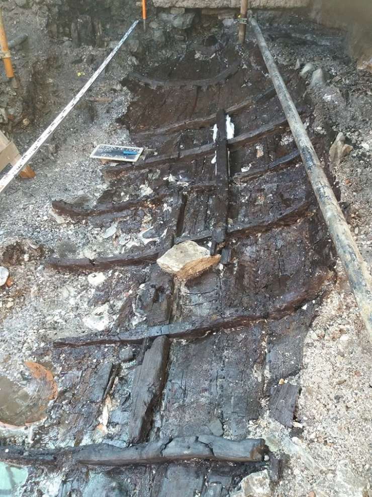 V Poreču odkrili 2000 let staro rimsko ladjo