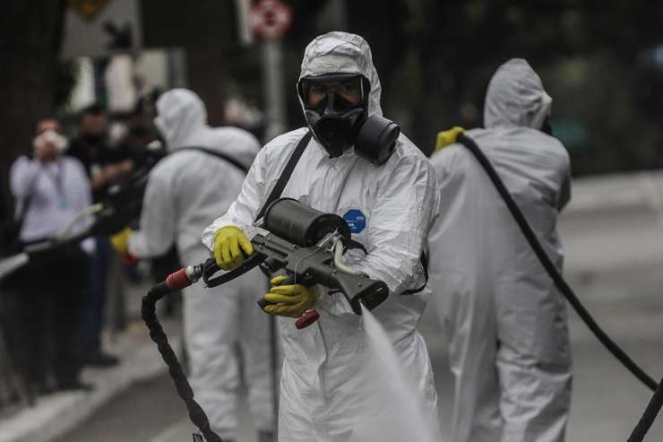 Črn dan za Brazilijo: v enem dnevu kar 4195 smrti zaradi koronavirusa