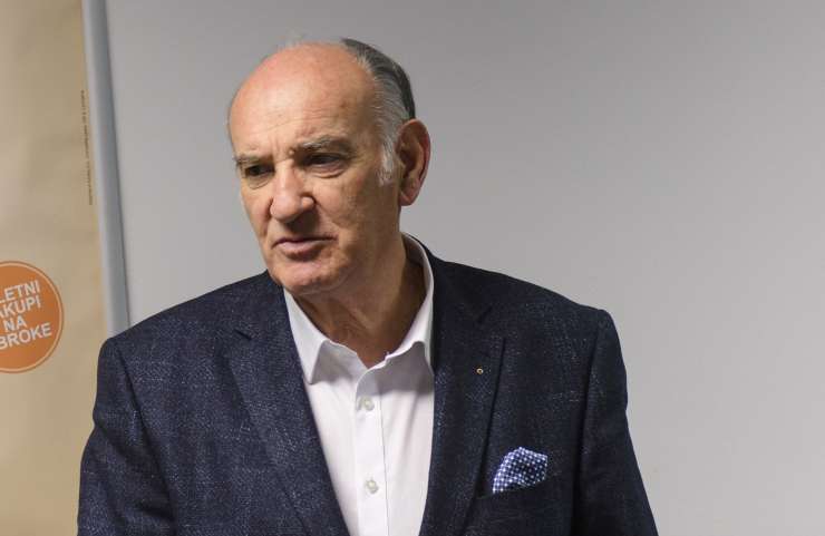 Jaz se Janše ne bojim - en človek ne more uničiti demokracije