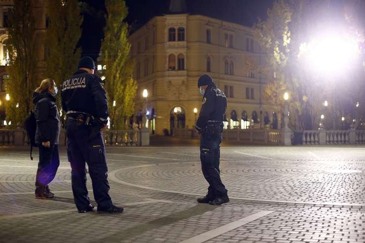 Vlada epidemijo podaljšuje za 60 dni