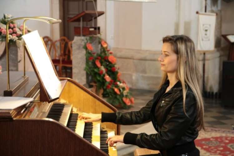 uvodna