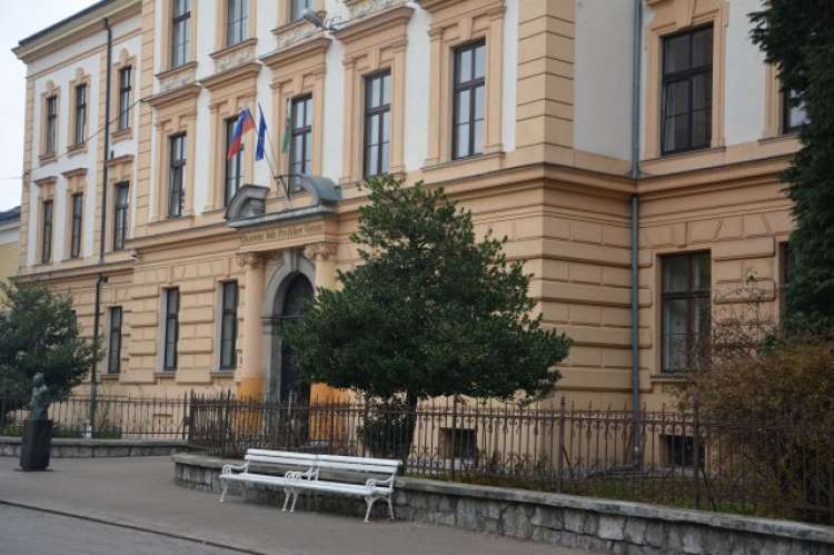 uvodna
