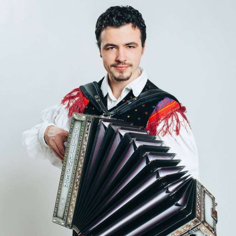 Anže Šuštar.jpg