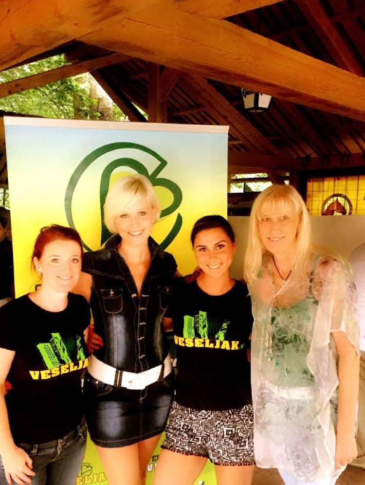 Janja Ulaga, Darja Gajšek, Ajda Mlakar in Majda Grošelj.