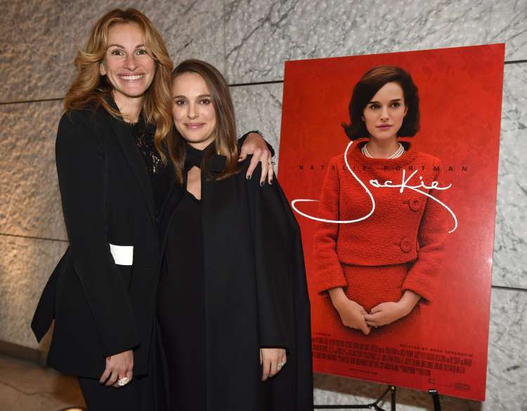Julia Roberts in Natalie Portman