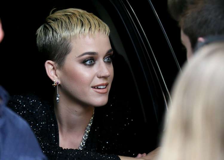 Katy Perry je navdušila japonske režiserje.