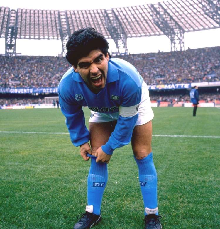 54-maradona 2