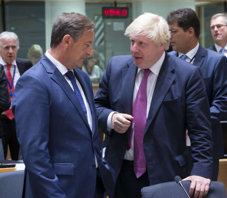 Karl Erjavec in Boris Johnson