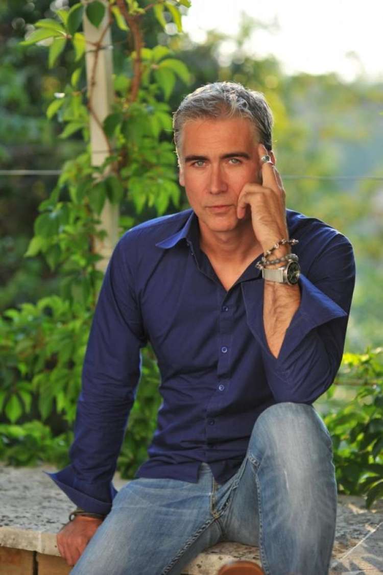 JAN PLESTENJAK.jpg