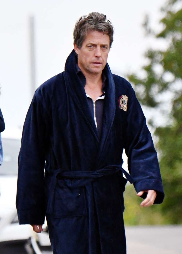Hugh Grant je danes videti takole.