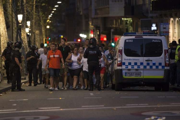 Barcelona, policija, teroristični napad,
