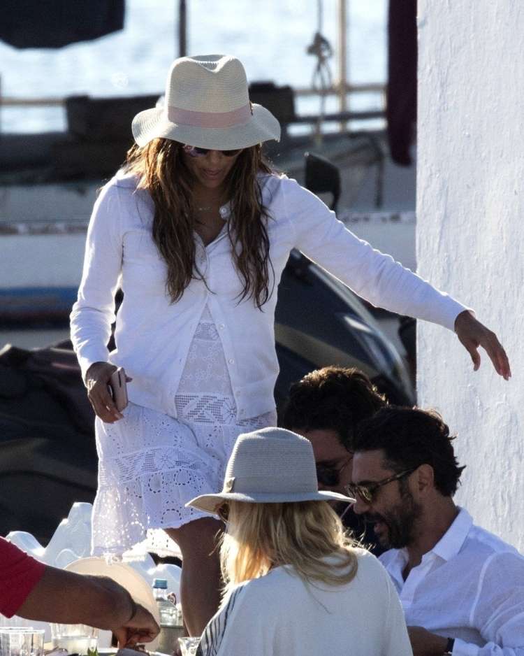Eva Longoria.jpg