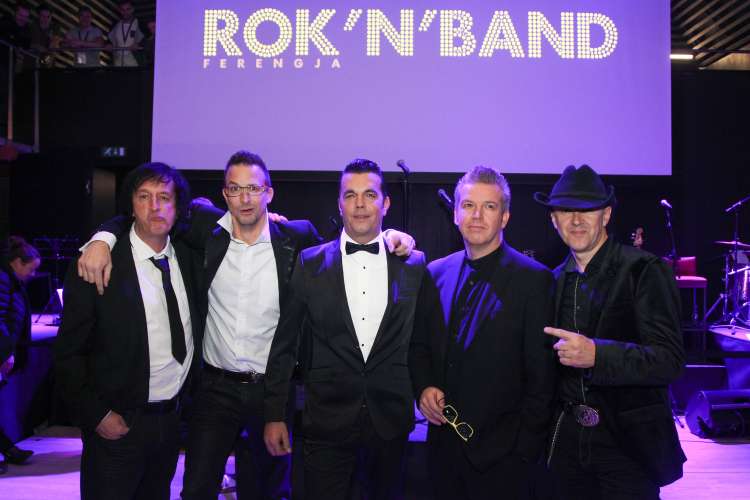 Člani skupine Rok 'n' Band: Rok Ferengja, Blaž Črnivec, Tomaž Repinc, Robert Humar in Tomaž Ferenc.