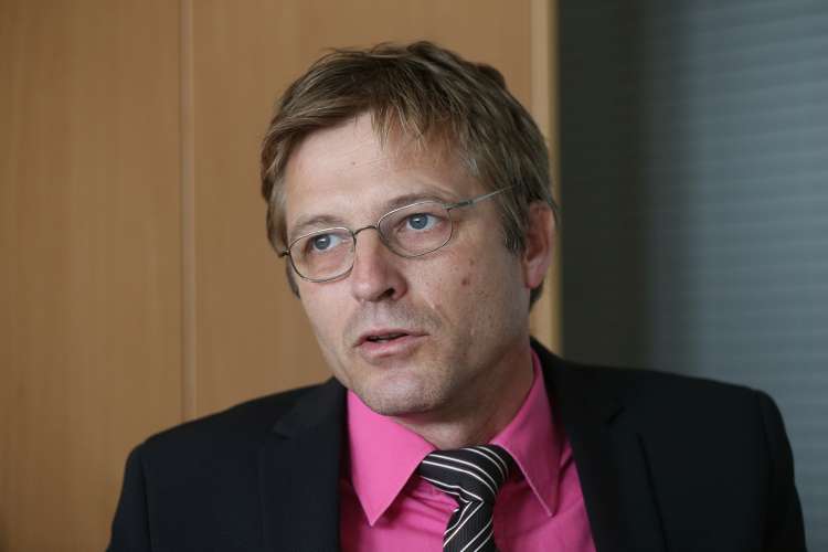 Kmalu po zamenjavi vlade je odgovorni urednik Siol.net postal izbranec SDS Peter Jančič.