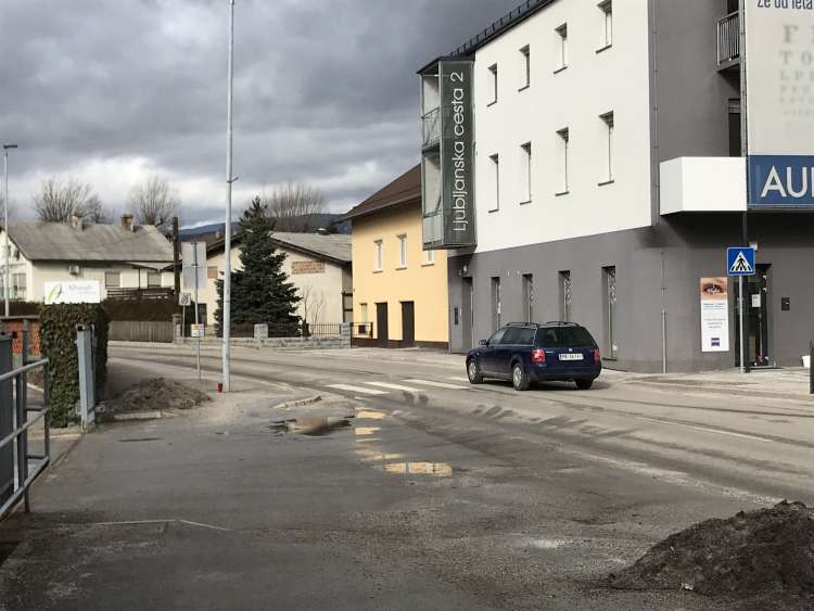 Rače, Grajski trg, prehod za pešce