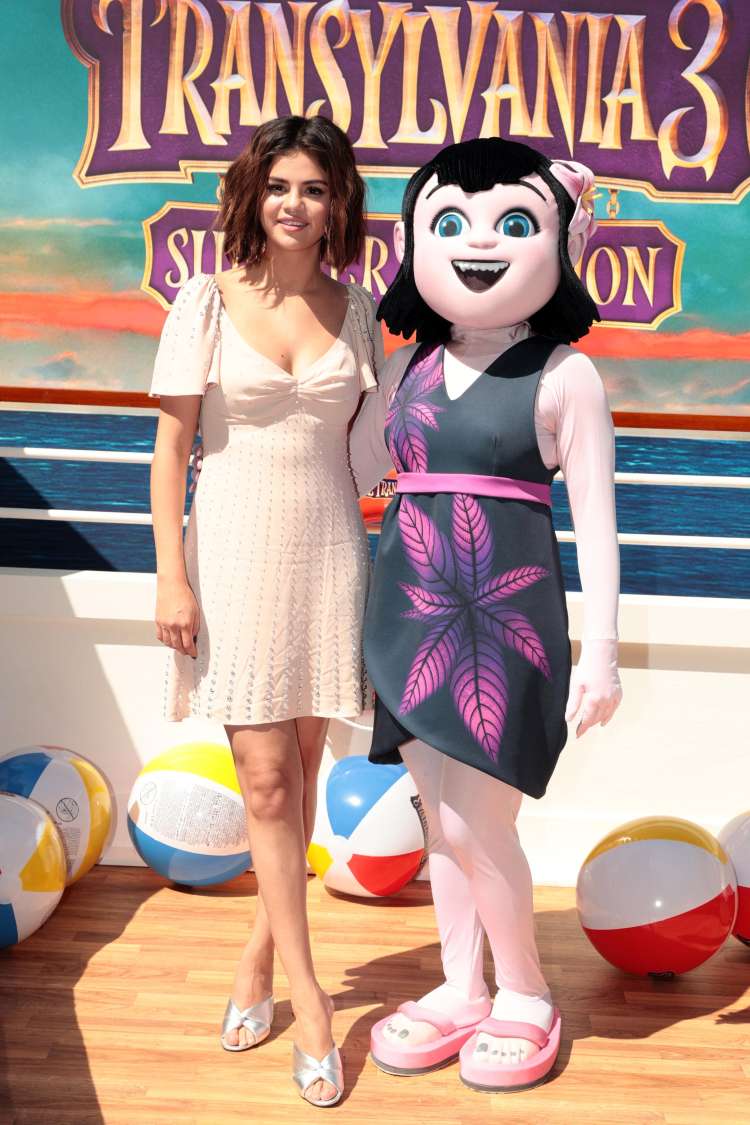 Hotel Transilvanija, Selena Gomez