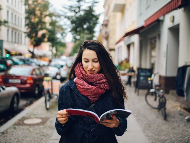 girl learning_2