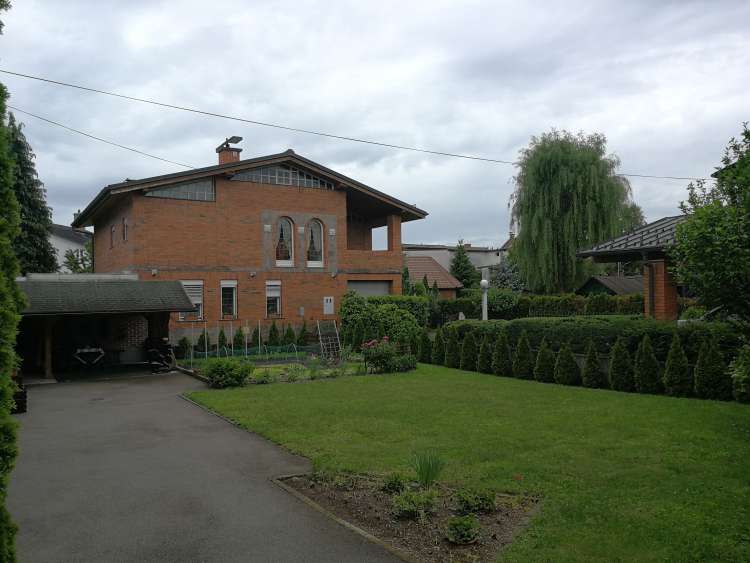 rožna viii 7a