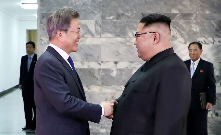 Moon Jae-in, Kim Džong-un