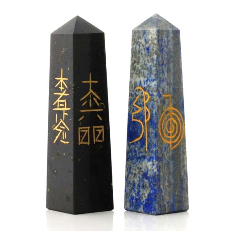 obeliska z reiki simboli