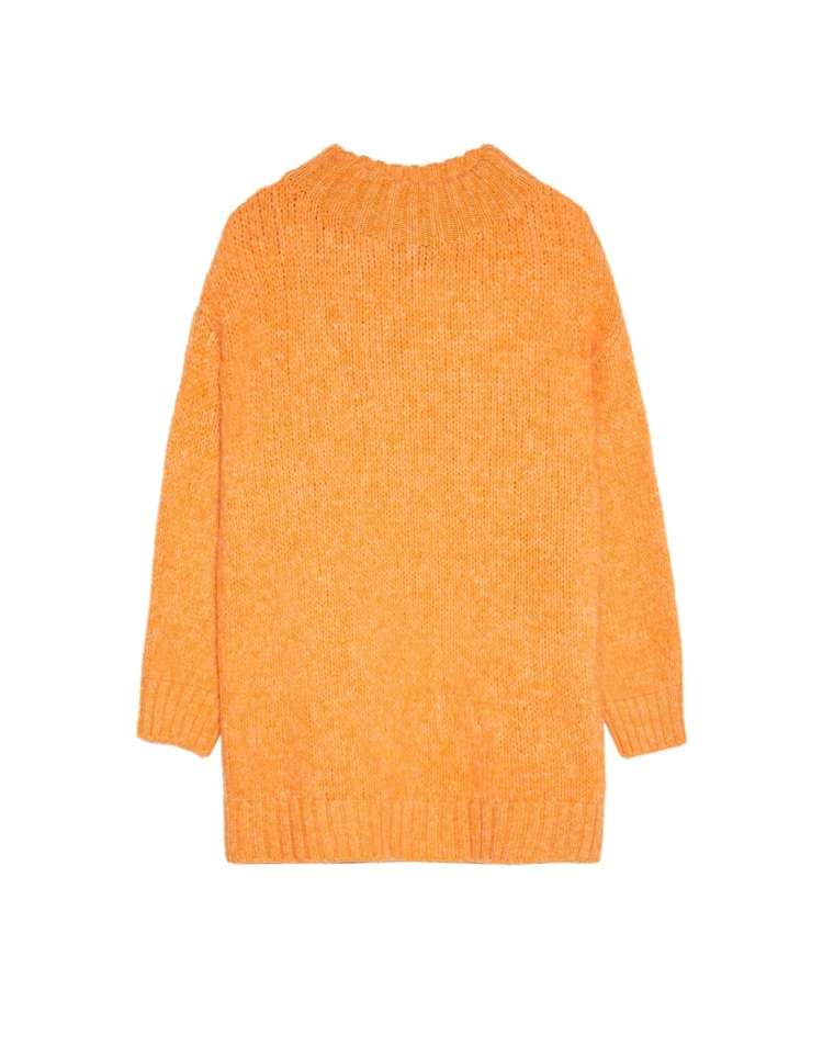 stradivarius Long semi-turtleneck sweater 25-99 eur.jpg