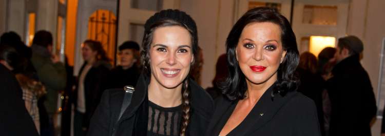 Ula Furlan in Miša Molk Premiera Kralj na Betajnovi 2014 - M24 - MVavpotič.jpg