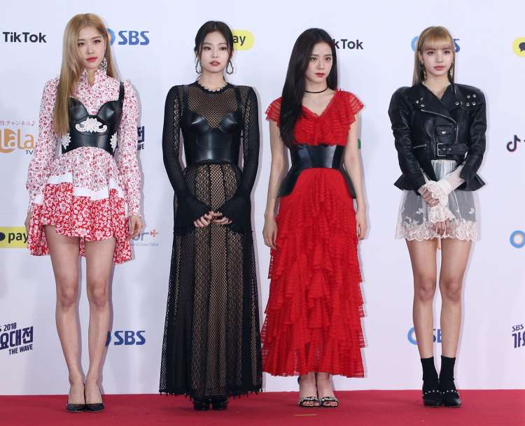 Black pink.jpg
