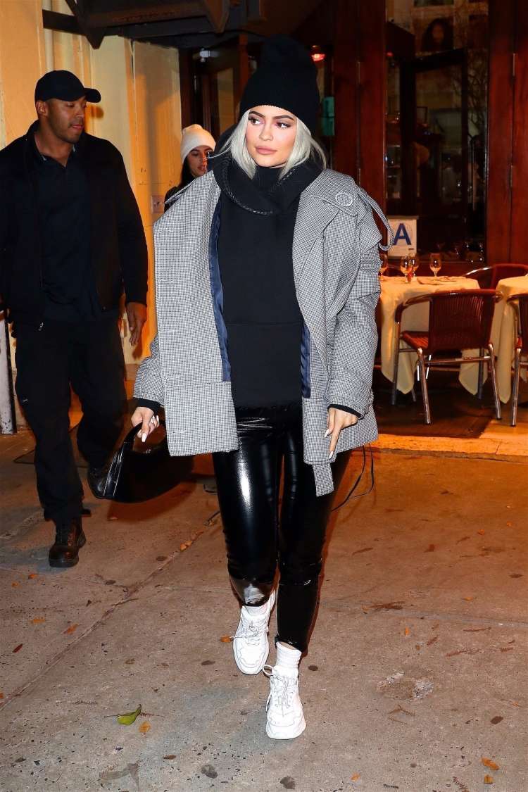 kylie jenner 2.jpg