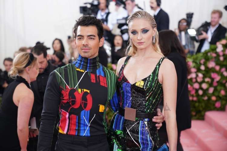Joe Jonas, Sophie Turner (2).jpg