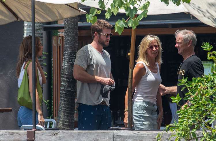 liam hemsworth.jpg