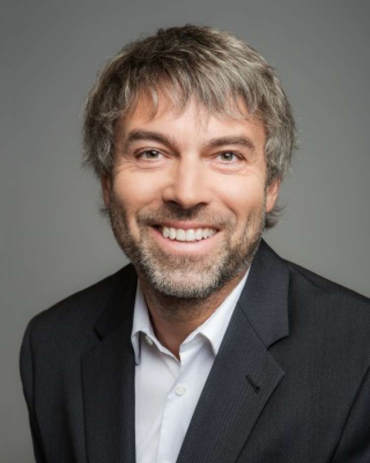 Češki milijarder Petr Kellnerj ima od prejšnjega meseca v lasti slovensko medijsko hišo Pro Plus.