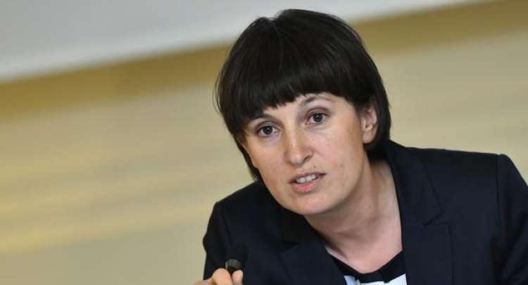 Nada Drobne Popovič, prva nadzornica Petrola