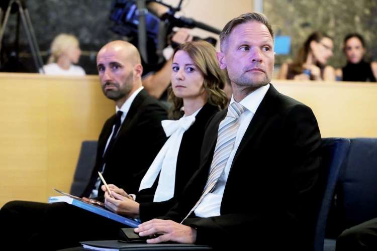 V zadnjih tednih je prišlo do razkola v upravi Telekoma Slovenije med njenim predsednikom Tomažem Seljakom (desno) in članico Vido Žurgo (v sredini).