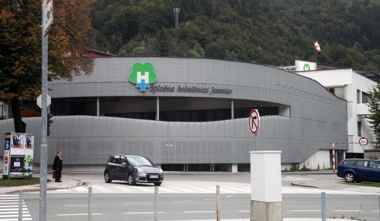 jesenice bolnisnica bobo