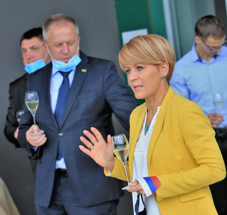 Zdravko Počivalšek, Aleksandra Pivec