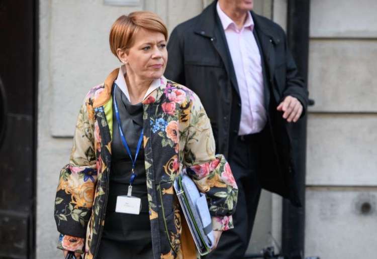 Ujčič nastopa kot velik zagovornik predsednice DeSUS Aleksandre Pivec.