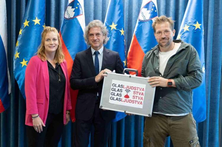 tea jarc, robert golob, jaša jenull, iniciativa glas ljudstva