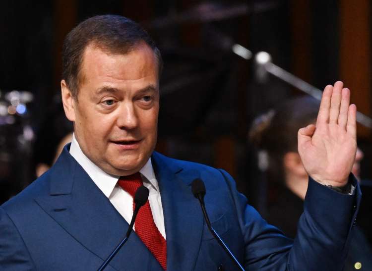 Dmitrij Medvedjev