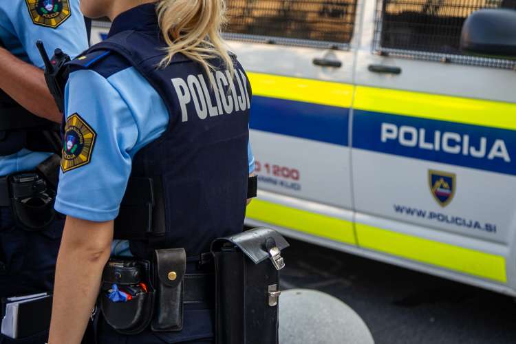 slovenska policija