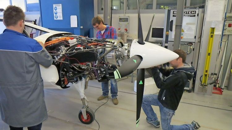 042_PIPISTREL_HYPSTAIR_02