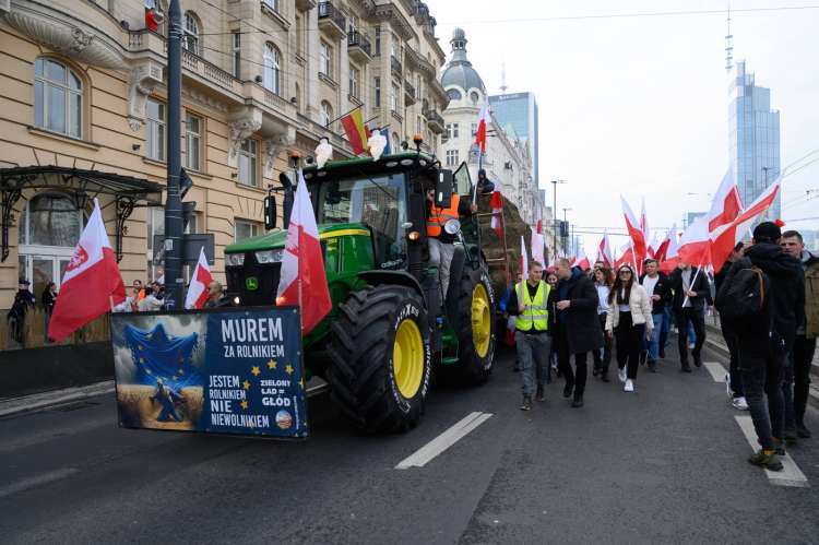protes, kmet, poljska