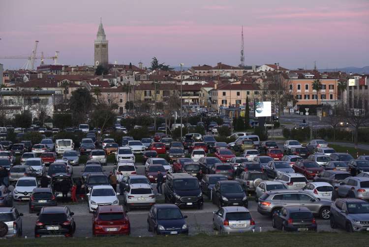 Koper, parkirišče, parkiranje