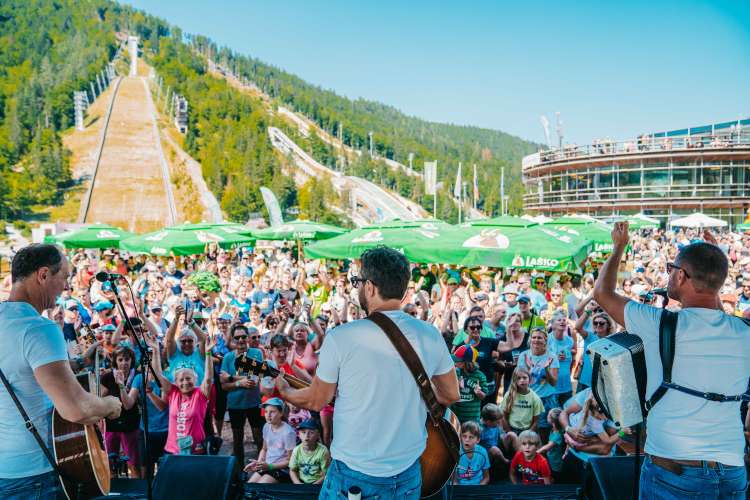 Kot gostje presenečenja se na finale pod Ponce tudi letos vračajo priljubljeni Čuki