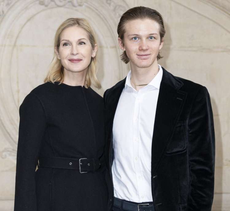 Kelly Rutherford, Hermés Gustaf Daniel Giersch