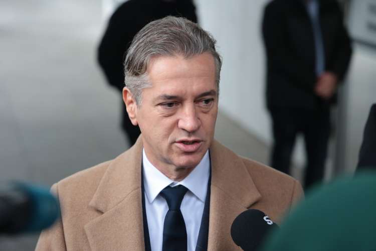 Robert Golob