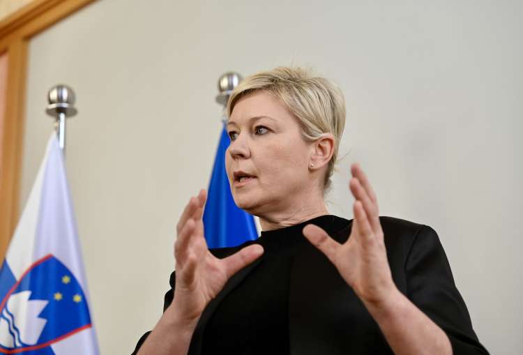 urška kos
