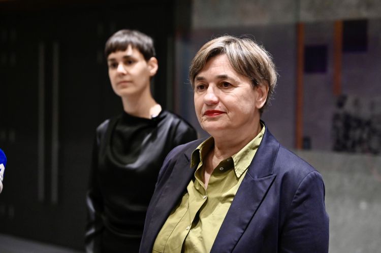 Nataša Sukič, Sara Žibrat