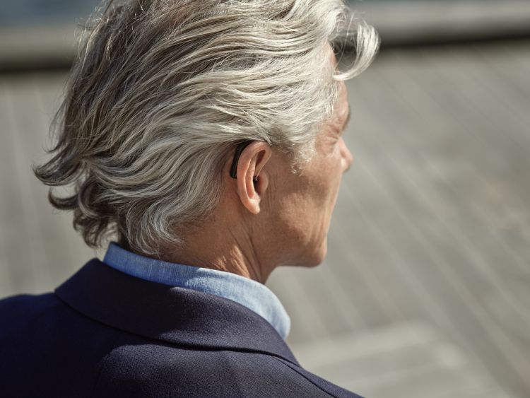 slusni-aparati-widex