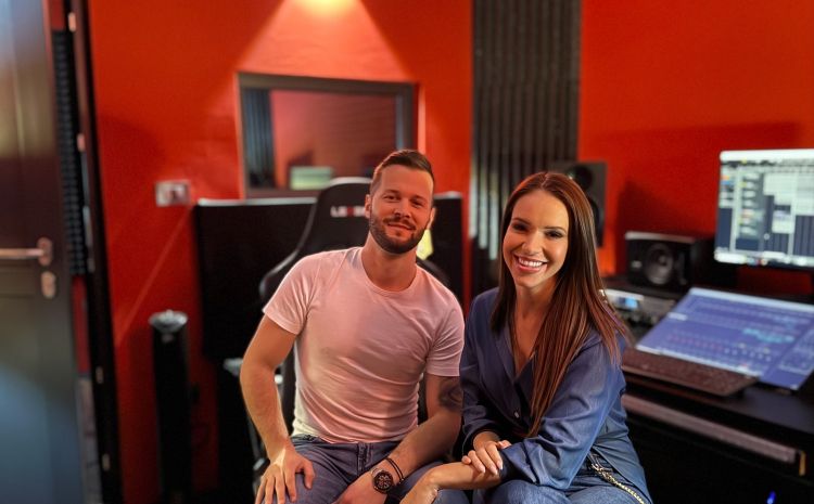 Martina Švab in Martin Žunec prvič skupaj na CMC festivalu v Vodicah! A zaročenka seveda ni Martina!